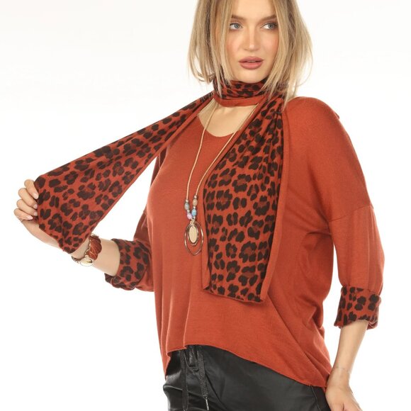 Rust Top With Leopard Print Scarf - Picture 13 of 16